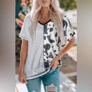 Western Women’s Gray Stripes & Cow Print Contrast V Neck Tee‎